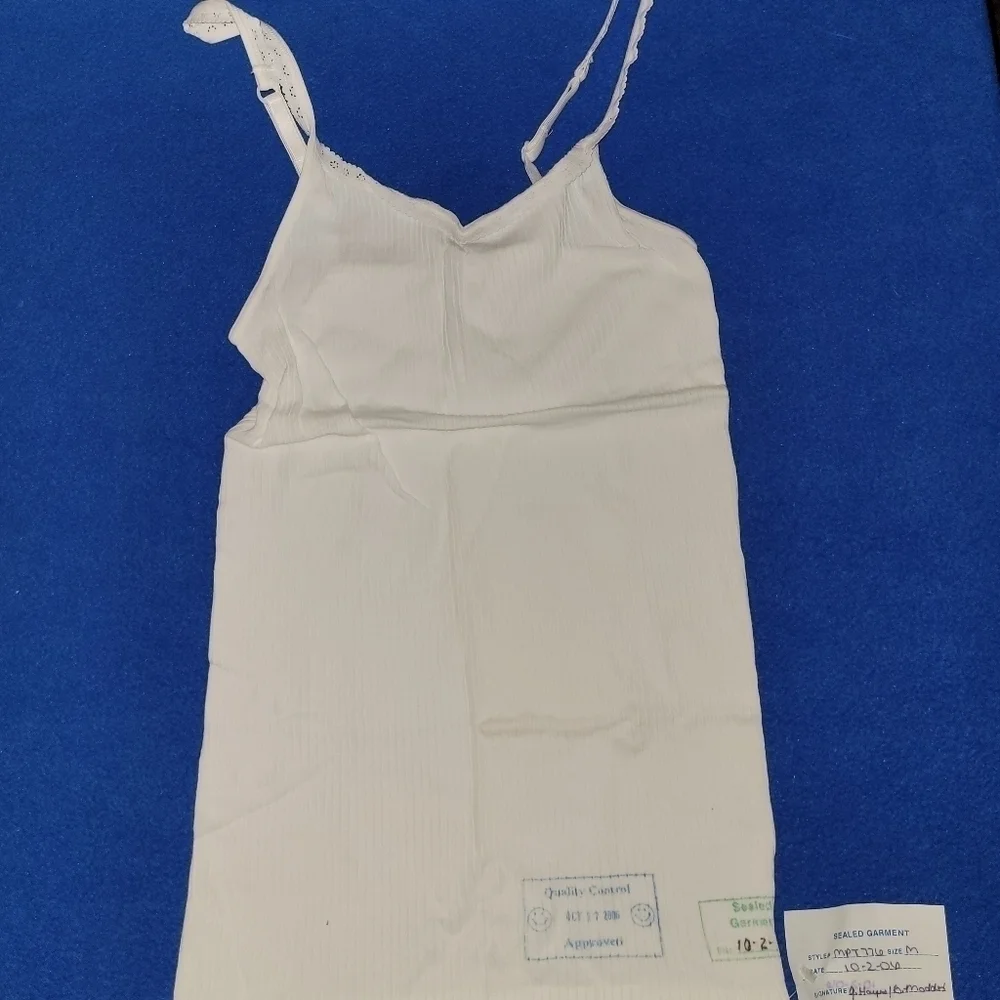 Sample tank NWT style Mpt 776